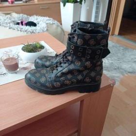 Kozačky Guess vel.41 / 19752077