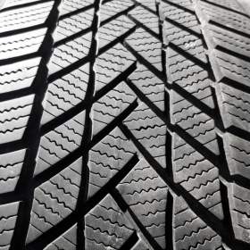 1ks pěkné zimní pneu 225/40 R18 Matador  / 19754404
