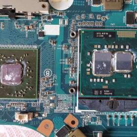 Foto inzerátu Notebook deska Sony s CPU Intel Core i3