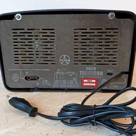 Foto inzerátu Starožitné rádio Tesla Talisman 306U, plně funkční, krásný stav po renovaci