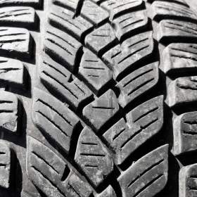 Po 1ks zimní pneu 205/55 R16: / 19756542
