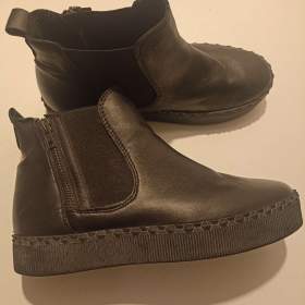 Černé boty Tamaris / 19759630