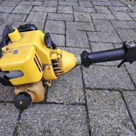 Foto inzerátu Prodám funkční motor do motorové kosy ALKO LT 250.