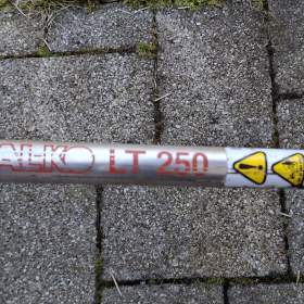 Foto inzerátu Prodám funkční motor do motorové kosy ALKO LT 250.