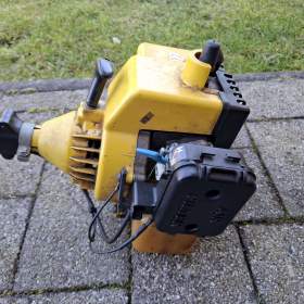Foto inzerátu Prodám funkční motor do motorové kosy ALKO LT 250.