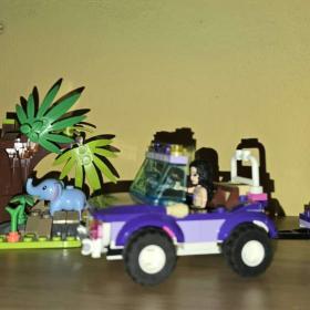Foto inzerátu Lego Friends - Záchrana slůněte v džungli