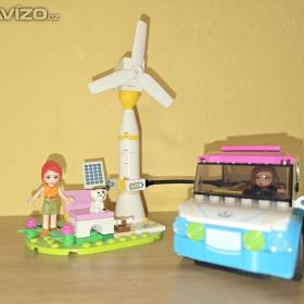 Foto inzerátu Lego Friends - Olivia a její elektromobil