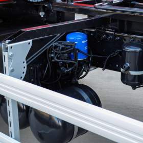 Foto inzerátu 6X4 MAN TGS 33.400 HÁKOVÝ NOSIČ KONTEJNERŮ + HYDRAULICKÁ RUKA