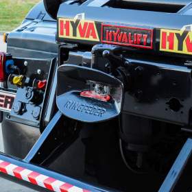 Foto inzerátu 6X4 MAN TGS 33.400 HÁKOVÝ NOSIČ KONTEJNERŮ + HYDRAULICKÁ RUKA