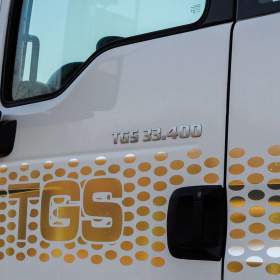 Foto inzerátu 6X4 MAN TGS 33.400 HÁKOVÝ NOSIČ KONTEJNERŮ + HYDRAULICKÁ RUKA