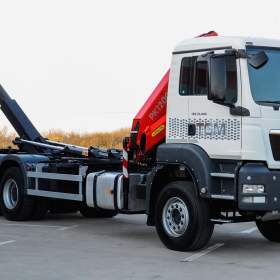 Foto inzerátu 6X4 MAN TGS 33.400 HÁKOVÝ NOSIČ KONTEJNERŮ + HYDRAULICKÁ RUKA