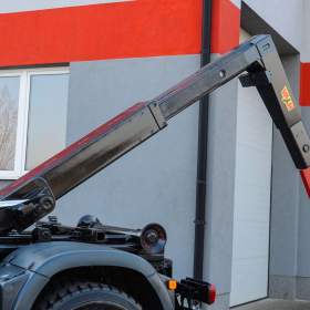 Foto inzerátu 6X4 MAN TGS 33.400 HÁKOVÝ NOSIČ KONTEJNERŮ + HYDRAULICKÁ RUKA