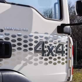 Foto inzerátu MAN TGM 18.240 4X4 TŘÍSTRANNÝ SKLÁPĚČ + HYDRAULICKÁ RUKA