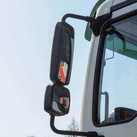 Foto inzerátu MAN TGM 18.240 4X4 TŘÍSTRANNÝ SKLÁPĚČ + HYDRAULICKÁ RUKA