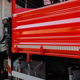 Foto inzerátu MAN TGM 18.240 4X4 TŘÍSTRANNÝ SKLÁPĚČ + HYDRAULICKÁ RUKA