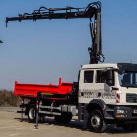 Foto inzerátu MAN TGM 18.240 4X4 TŘÍSTRANNÝ SKLÁPĚČ + HYDRAULICKÁ RUKA