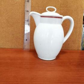 Fotka k inzerátu PRODÁM PORCELÁNOVOU KONVICI Z LET 1934- 1942  / 19966902