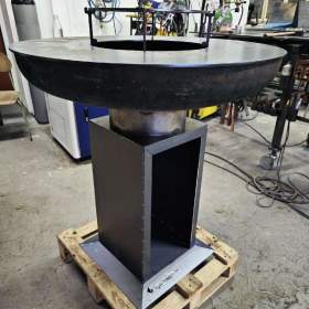 Foto inzerátu Párty gril / zahradní ohniště s opékací deskou Ø 920 mm, výška 990 mm
