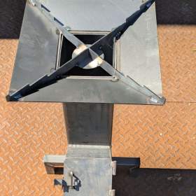 Foto inzerátu Rocket stove / turbo pecek - kempinkový vařič + gril (litina)