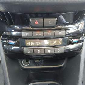 Foto inzerátu Peugeot 2008, 1.2/81kW, GT-Line, AUTOMAT, 2018