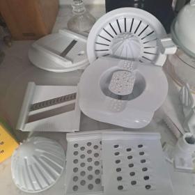 Foto inzerátu Kuchyňský mechanický víceúčelový robot, nový