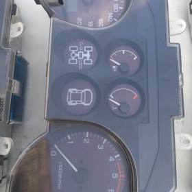 Budiky ... Mitsubishi Pajero / 19810092