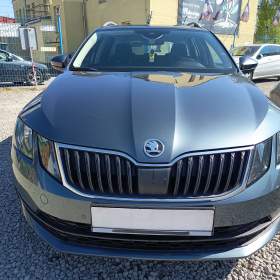 Foto inzerátu ŠKODA Octavia Combi 1,5TSI Style Plus DSG 