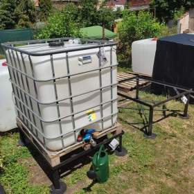 Foto inzerátu IBC PODSTAVEC V=30cm 3.000,-Kč PROSTĚJOV m: 731 855 194