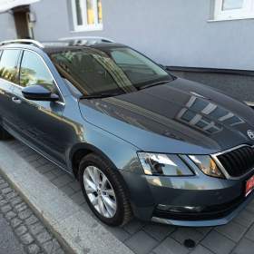Foto inzerátu ŠKODA Octavia Combi 1.6TDI Style Plus DSG 