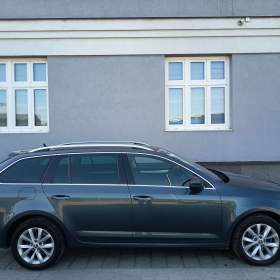 Foto inzerátu ŠKODA Octavia Combi 1.6TDI Style Plus DSG 