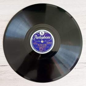Foto inzerátu Starožitné šelakové gramodesky americký jazz, swing, 78 ot./min.