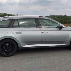 Foto inzerátu Také na splátky Škoda Superb III combi Laurin & Klement 2.0TDI DSG 4X4 140kW