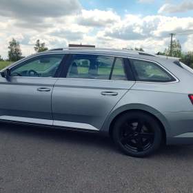 Foto inzerátu Také na splátky Škoda Superb III combi Laurin & Klement 2.0TDI DSG 4X4 140kW