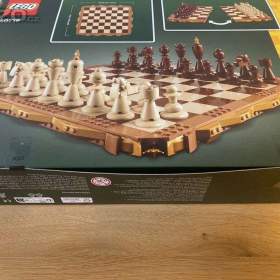 Foto inzerátu LEGO 40719 Tradiční šachy