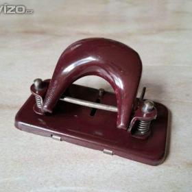 Foto inzerátu Děrovačka kancelářská vintage