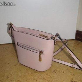 Foto inzerátu Kabelka malá béžová se zipy