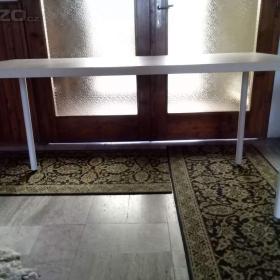 Foto inzerátu Prodám nový stůl pro 150 x75 cm