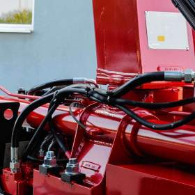 Foto inzerátu MERCEDES-BENZ ATEGO 1218 - NOVÝ HÁKOVÝ NOSIČ KONTEJNERŮ + HYDRAULICKÁ RUKA EU5