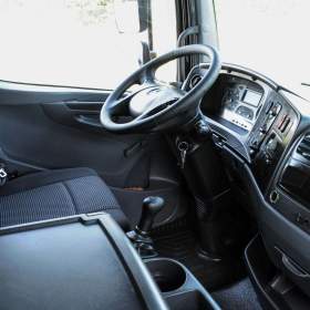Foto inzerátu MERCEDES-BENZ ATEGO 1218 - NOVÝ HÁKOVÝ NOSIČ KONTEJNERŮ + HYDRAULICKÁ RUKA EU5