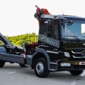 Foto inzerátu MERCEDES-BENZ ATEGO 1218 - NOVÝ HÁKOVÝ NOSIČ KONTEJNERŮ + HYDRAULICKÁ RUKA EU5