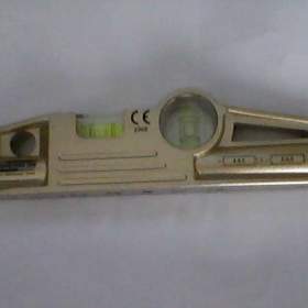 Foto inzerátu Laserová mini vodováha – BASIC tool