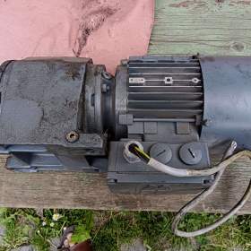 Prodám převodový elektromotor / 19882918