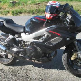 HONDA VTR 1000 VTR firestorm / 19885310