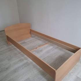 Fotka k inzerátu Prodam postel s polohovacím roštem / 19173091