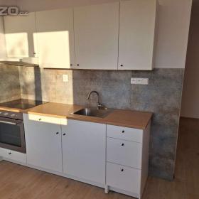 Pronájem bytu 2+1 - 60 m2 / 19895695