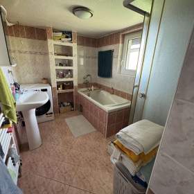 Foto inzerátu Prodej, prodej na splátky RD Malenovice, pozemek 5.697m2