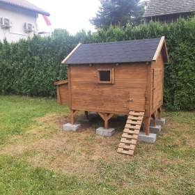 Foto inzerátu Kurnik pro slepice 