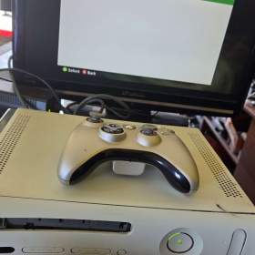 Fotka k inzerátu Xbox 360 60GB / 19962457