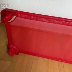 Fotka k inzerátu Lehká stohovatelná lehátka pro děti  / 19964363