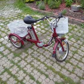 Fotka k inzerátu Elektricka trikolka  / 19922935